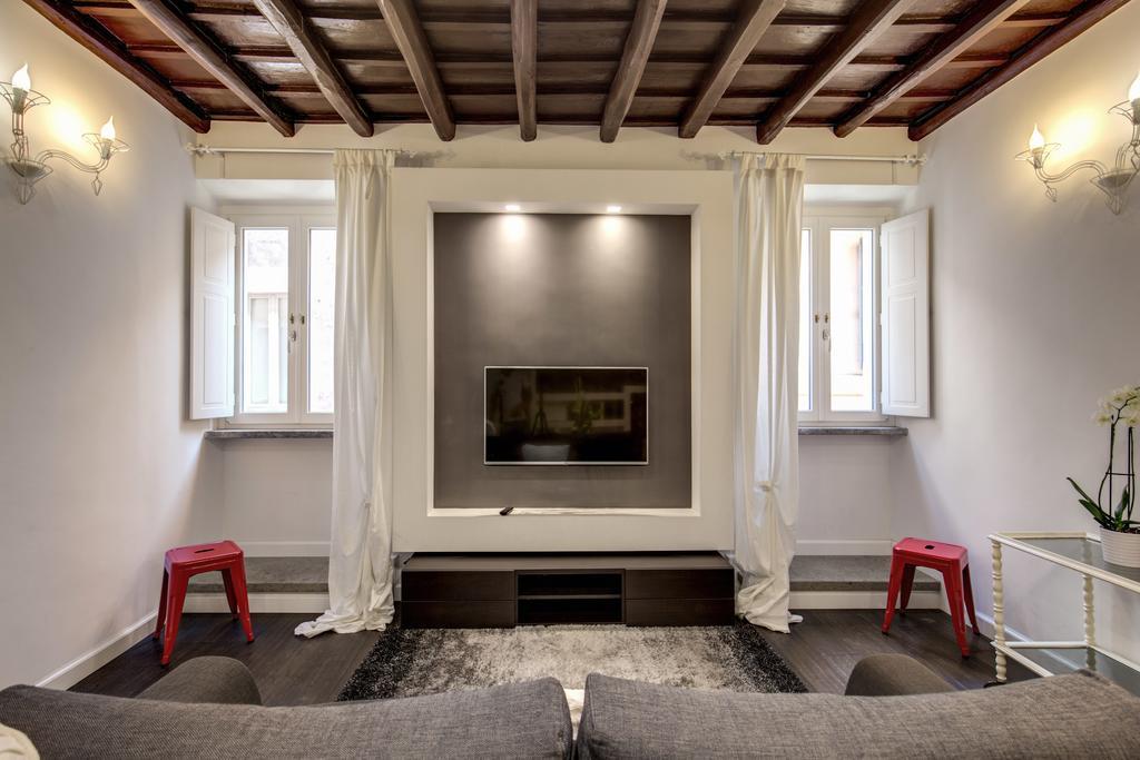Apartmán Campo De' Fiori Stylish White Řím Exteriér fotografie